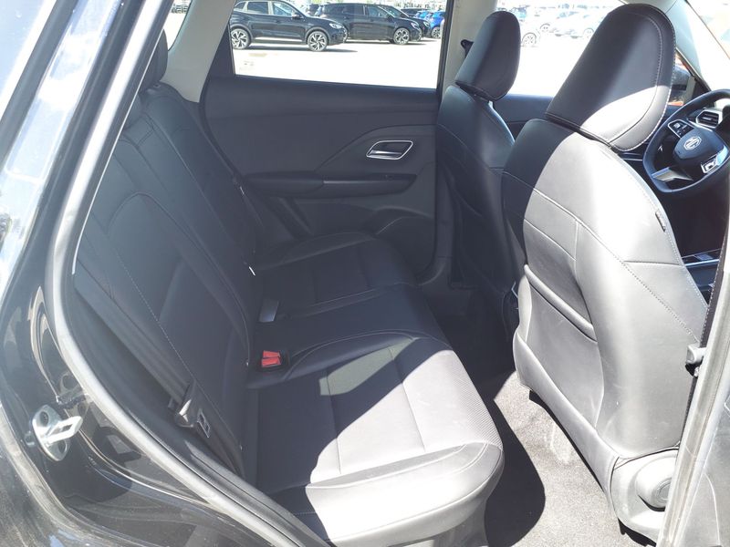 MG ZS 1.5 T-GDI Plug-in Hybrid Luxury — zdjęcie 14