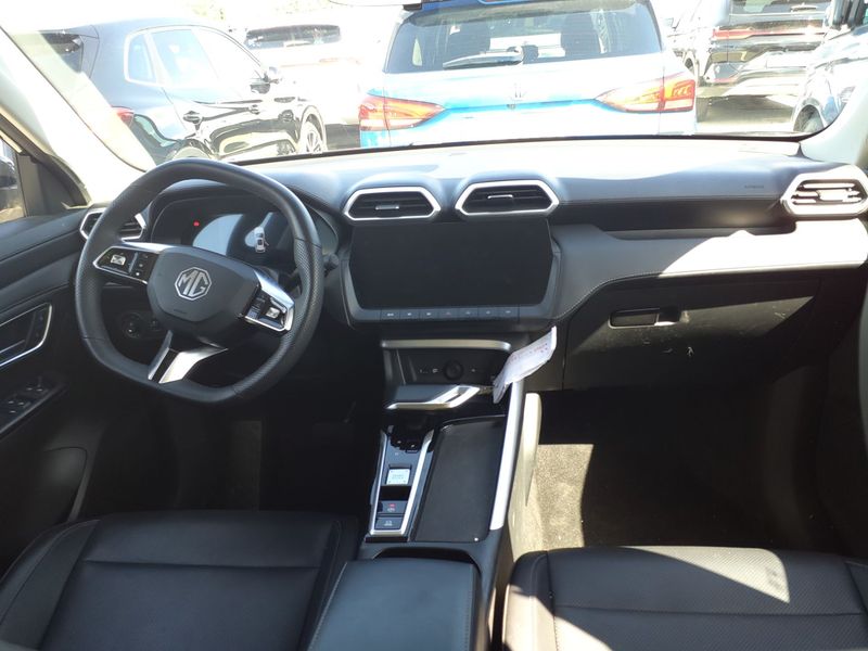 MG ZS 1.5 T-GDI Plug-in Hybrid Luxury — zdjęcie 11