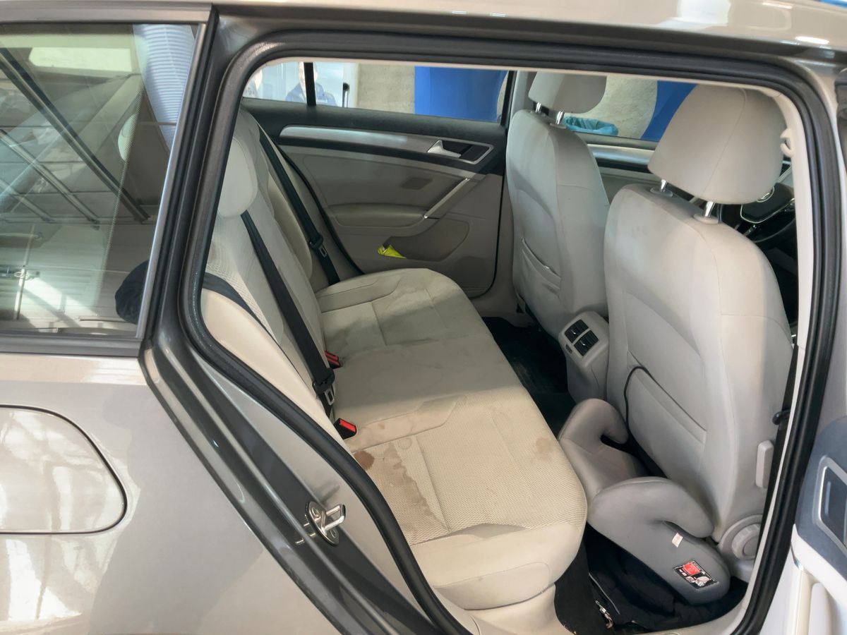Volkswagen Golf 2015 — photo 20
