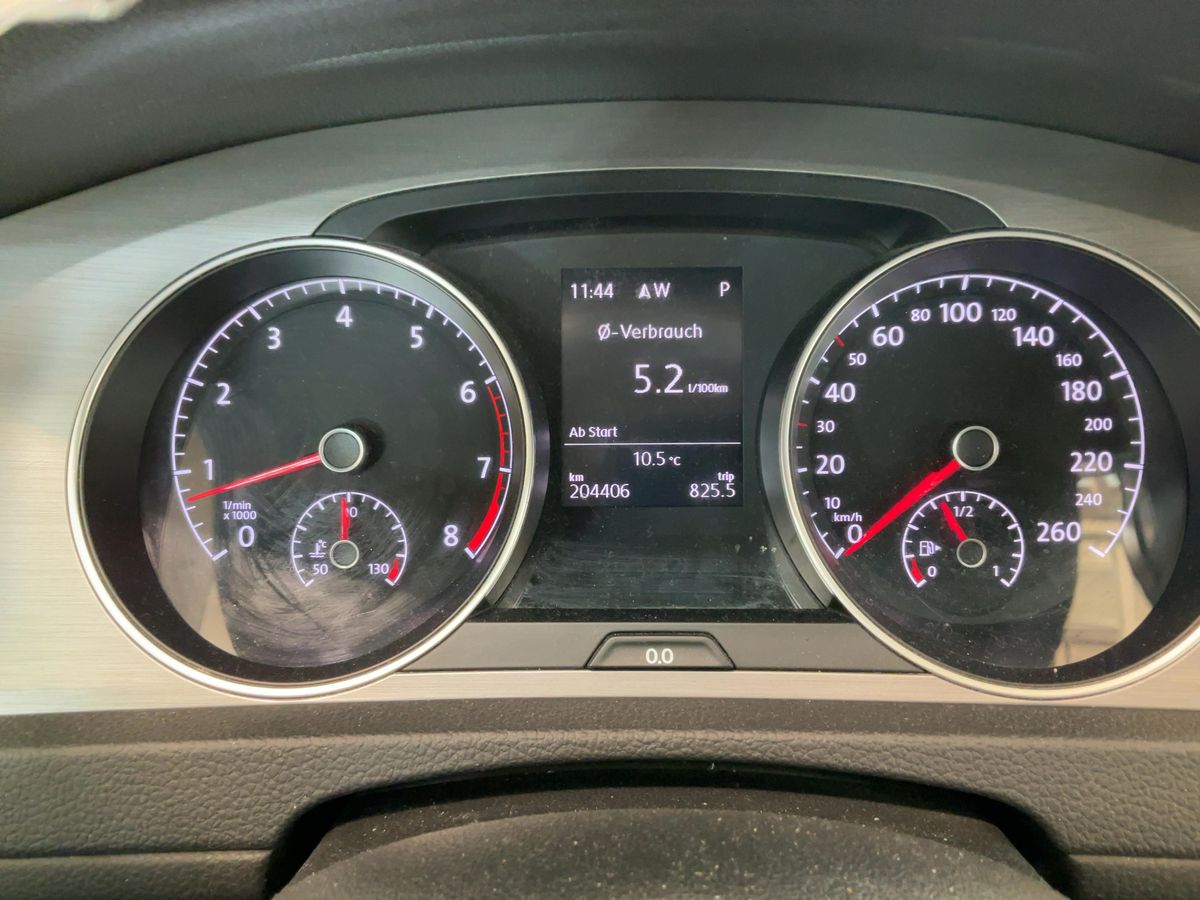 Volkswagen Golf 2015 — photo 19