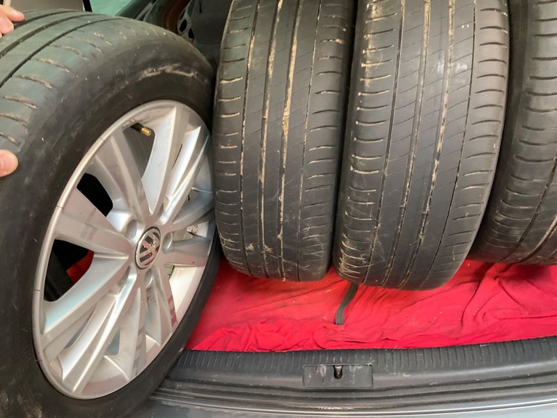 Volkswagen Golf VI 2.0 TDI Style BlueMotion Tech 2011 – снимка 15