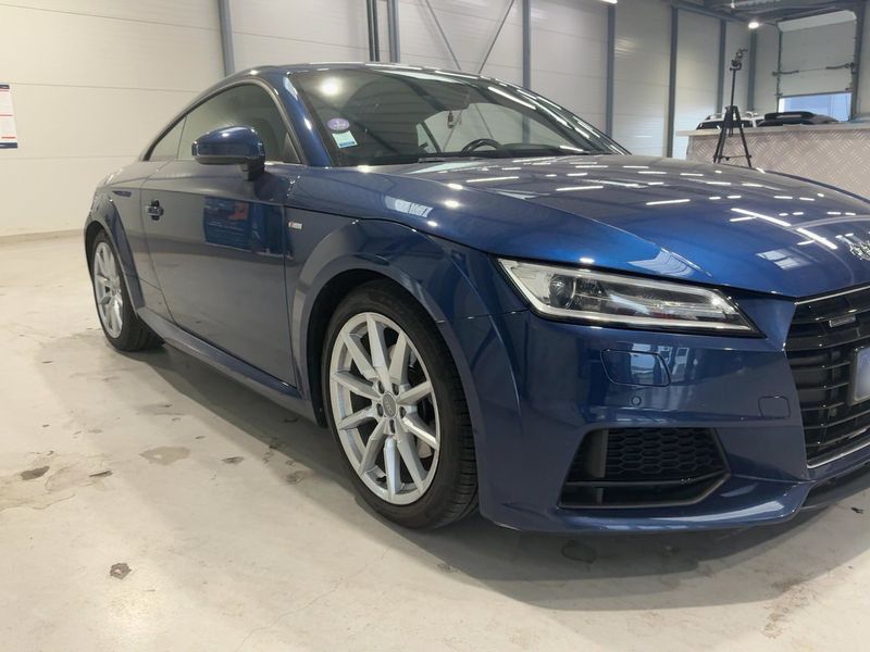Audi TT 2.0 TFSI quattro S line — zdjęcie 8