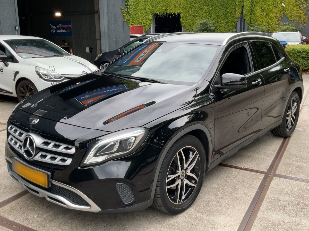 Mercedes-Benz GLA-Klasse 2018 — photo 1