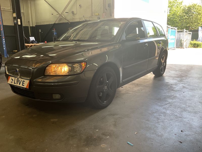 Volvo V50