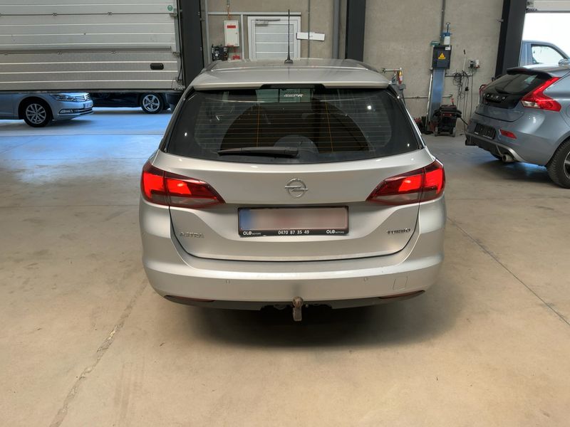 Opel Astra 1.4 SIDI Turbo Edition Start/Stop 2016 – снимка 7