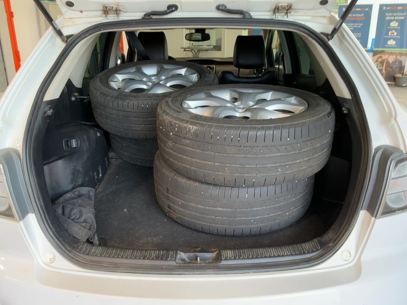 Mazda CX-7 2.2 Turbodiesel Exclusive-Line — zdjęcie 10