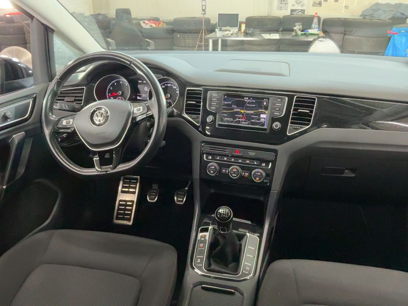 Volkswagen Golf VII Sportsvan 1.2 TSI Sound BlueMotion Tech — zdjęcie 12