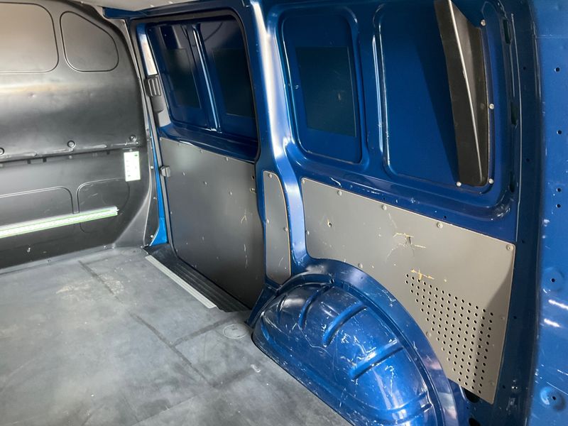 Volkswagen T6 Transporter 2.0 TDI Kasten EcoProfi FWD 2021 – снимка 35