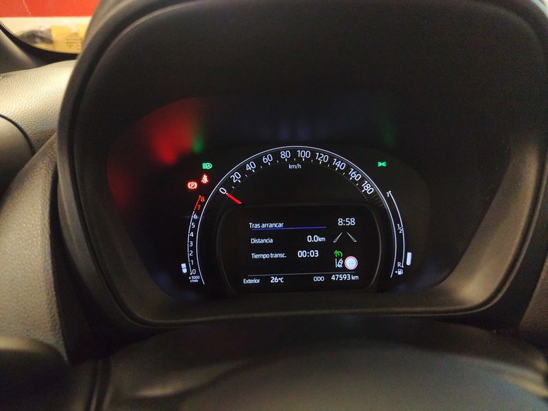 Toyota Aygo X 1.0 Play — zdjęcie 12