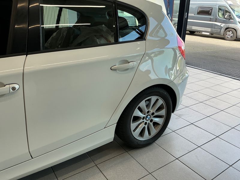 BMW 1er 116d 2012 – снимка 27