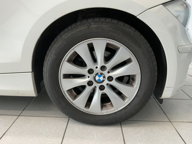 BMW 1er 116d 2012 – снимка 11