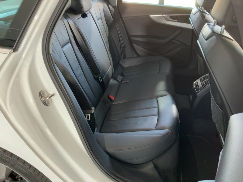 Audi A4 35 TDI Mild-Hybrid Avus 2020 – снимка 19
