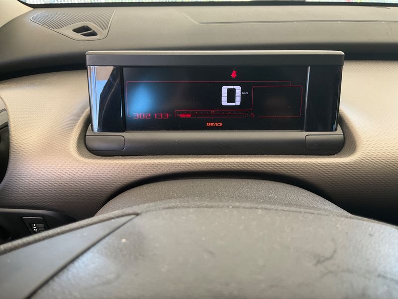 Citroen C4 Cactus 1.6 Blue-HDi Feel — zdjęcie 4