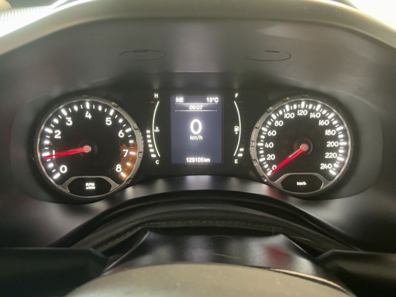 Jeep Renegade 1.6 Longitude FWD — zdjęcie 13