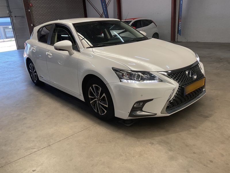 Lexus CT-Serie CT 200h — zdjęcie 8
