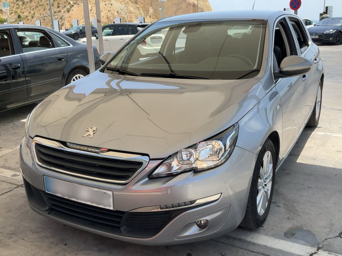 Peugeot 308 2015