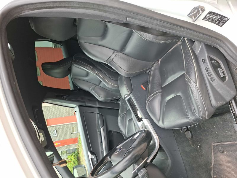 Volvo XC60 2.0 D4 Summum 2WD — zdjęcie 15