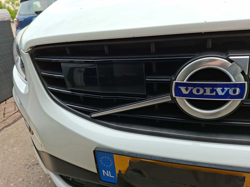 Volvo XC60 2.0 D4 Summum 2WD — zdjęcie 22