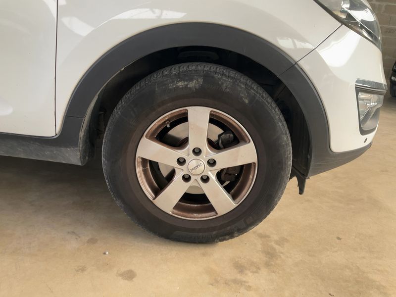 Kia Sportage 2.0 CRDi Revelation 4WD 2015 – снимка 11