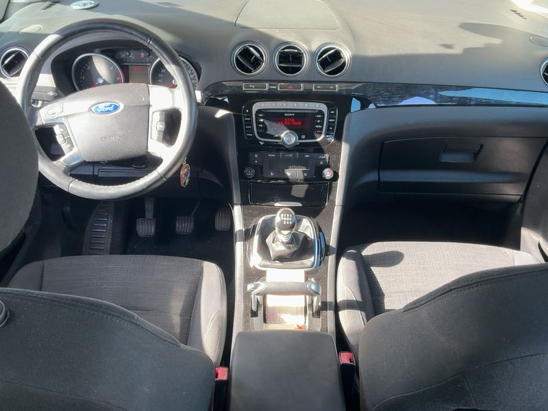 Ford Galaxy 2.0 TDCi Titanium 2012 – снимка 17