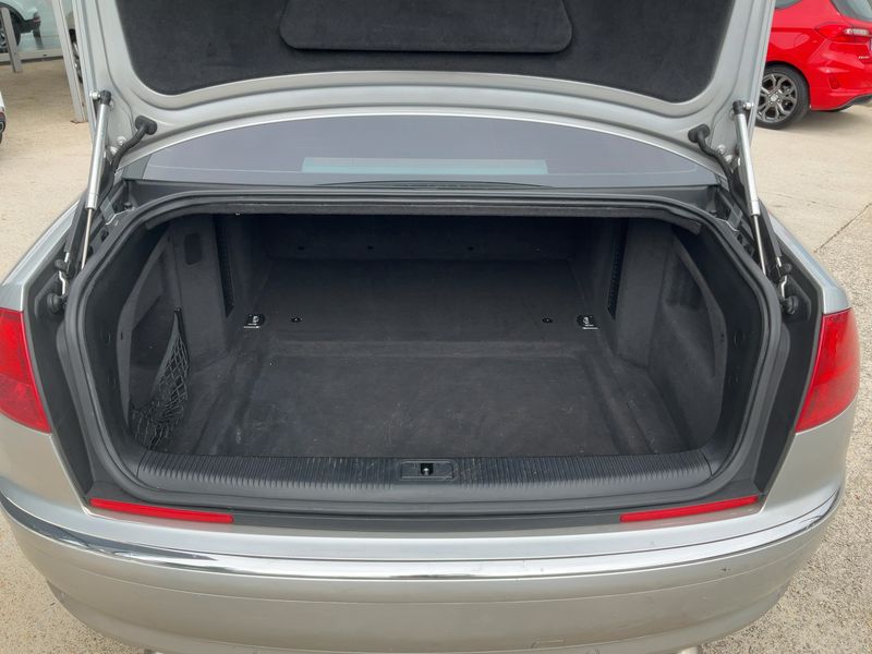 Audi A8 3.0 V6 TDI quattro — zdjęcie 10