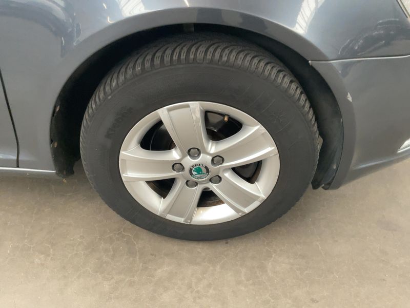 Skoda Octavia 1.4 TSI Ambition 2012 – снимка 11