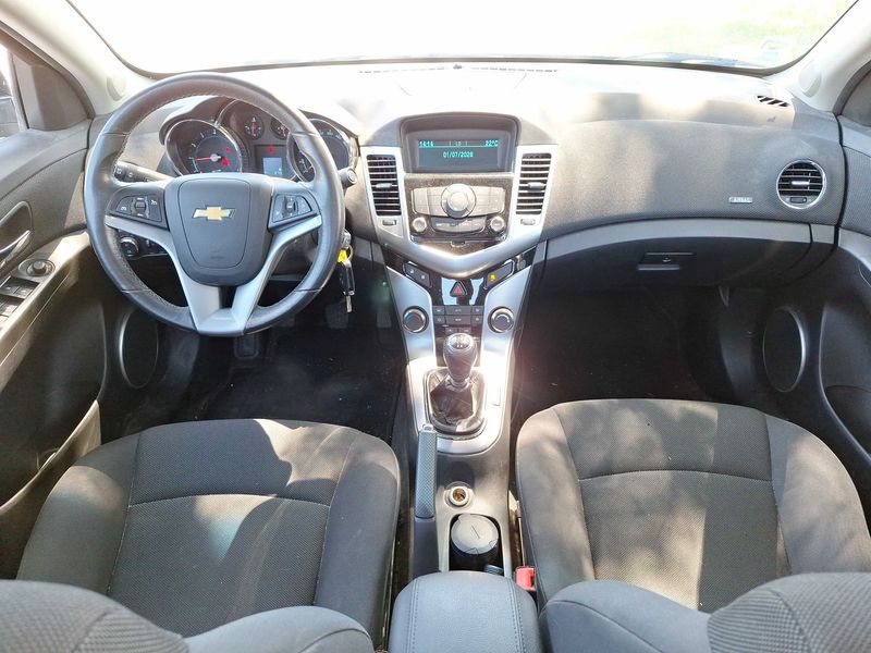 Chevrolet Cruze 1.8 LTZ — zdjęcie 11