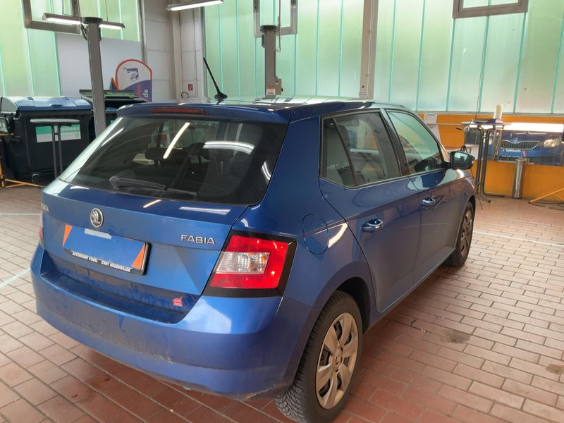 Skoda Fabia 1.2 TSI Ambition — zdjęcie 6