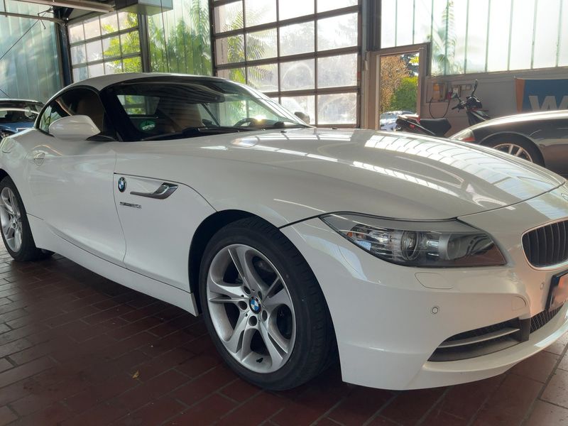 BMW Z4 sDrive 20i — zdjęcie 8