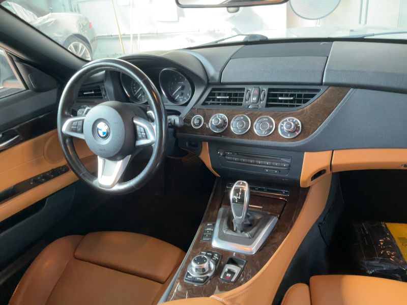 BMW Z4 sDrive 20i — zdjęcie 12