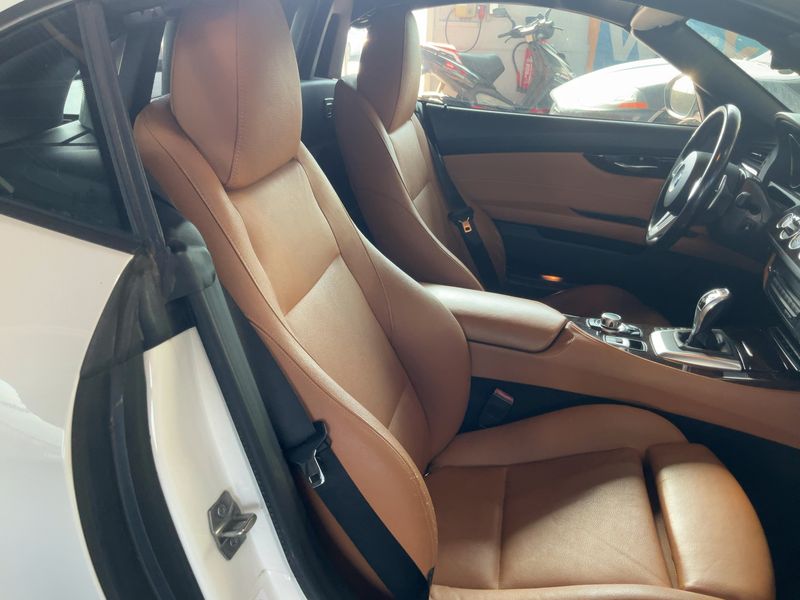 BMW Z4 sDrive 20i — zdjęcie 14