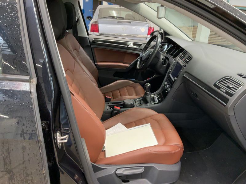 Volkswagen Golf VII 2.0 TDI Highline BlueMotion Tech 2014 – снимка 16