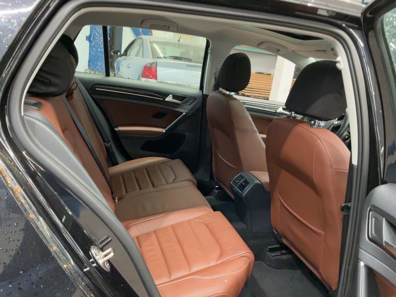 Volkswagen Golf VII 2.0 TDI Highline BlueMotion Tech 2014 – снимка 19