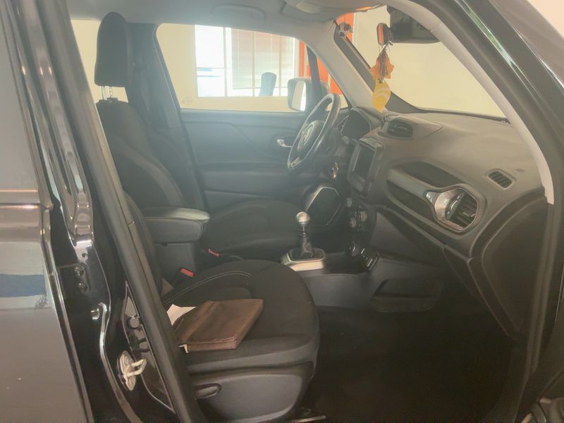 Jeep Renegade 2.0 M-Jet Limited 4WD — zdjęcie 11