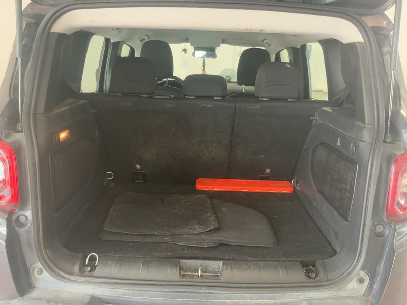 Jeep Renegade 2.0 M-Jet Limited 4WD — zdjęcie 10