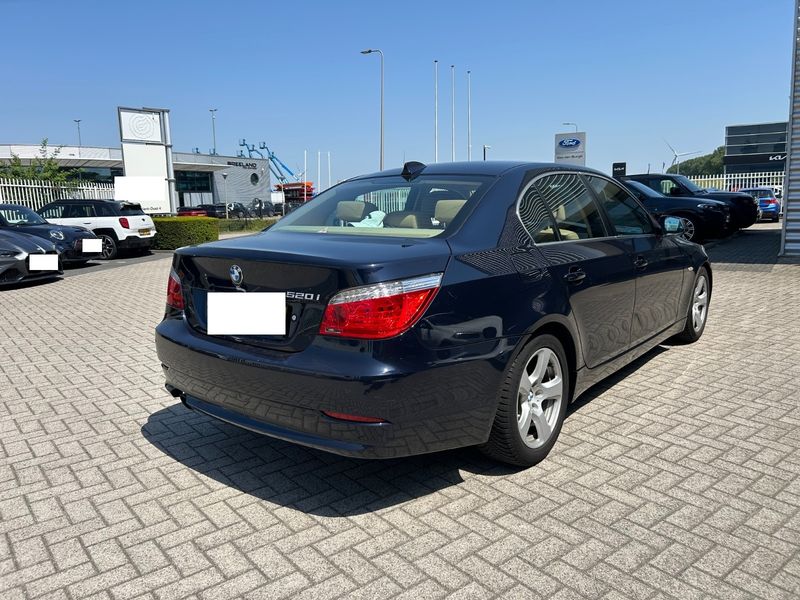 BMW 5er 520i — zdjęcie 3