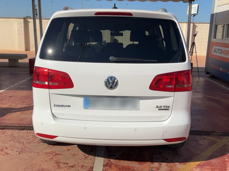 Volkswagen Touran 2.0 TDI Advance BlueMotion Tech — zdjęcie 5