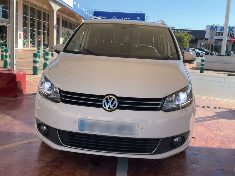 Volkswagen Touran 2.0 TDI Advance BlueMotion Tech — zdjęcie 9