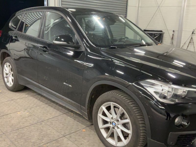 BMW X1 sDrive 18i Advantage — zdjęcie 8