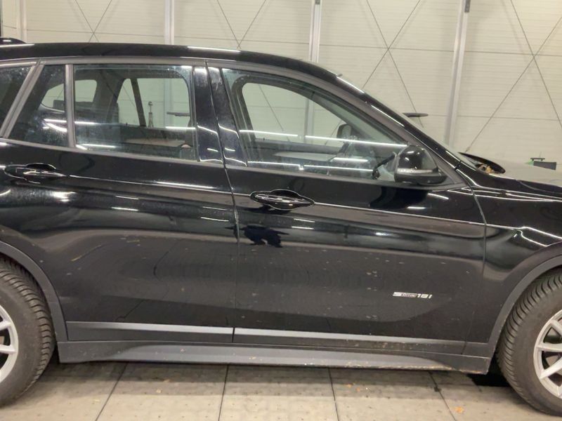 BMW X1 sDrive 18i Advantage — zdjęcie 7