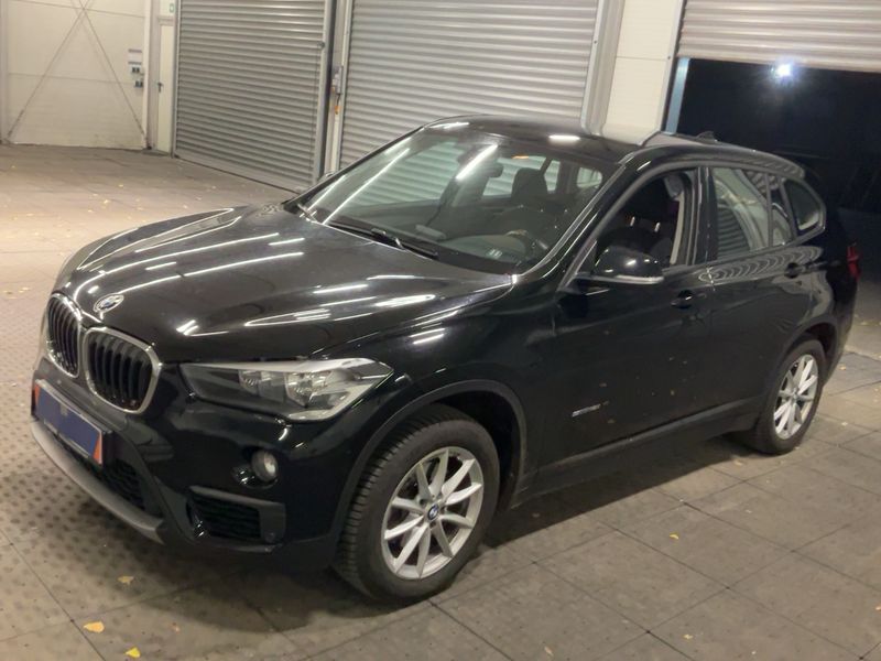 BMW X1 sDrive 18i Advantage