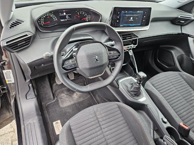 Peugeot 2008 1.2 PureTech Active Pack — zdjęcie 5