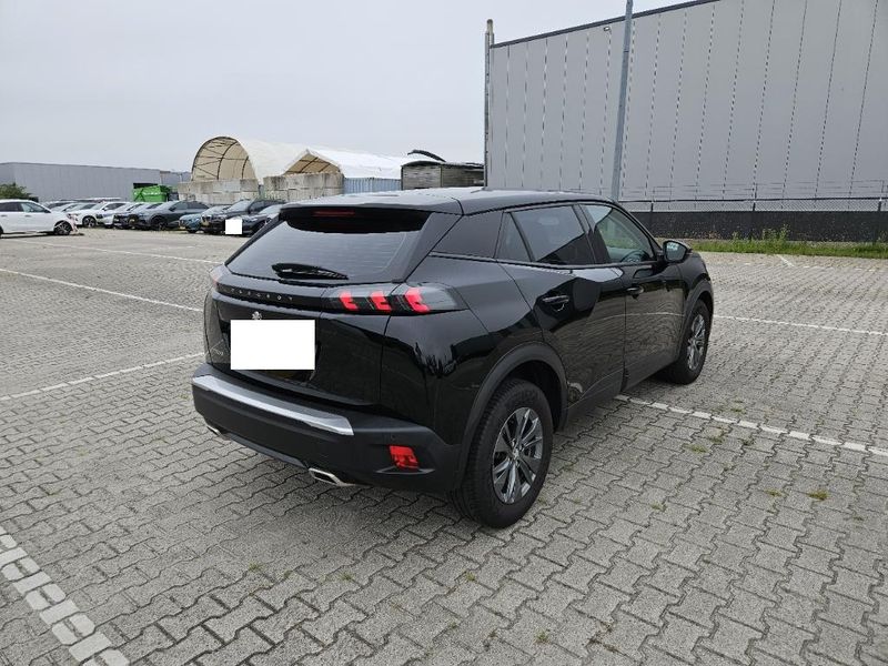 Peugeot 2008 1.2 PureTech Active Pack — zdjęcie 3