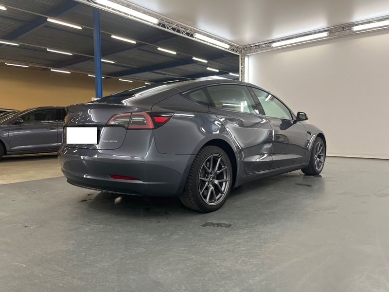 Tesla Model 3 Long Range Dual AWD AWD — zdjęcie 3