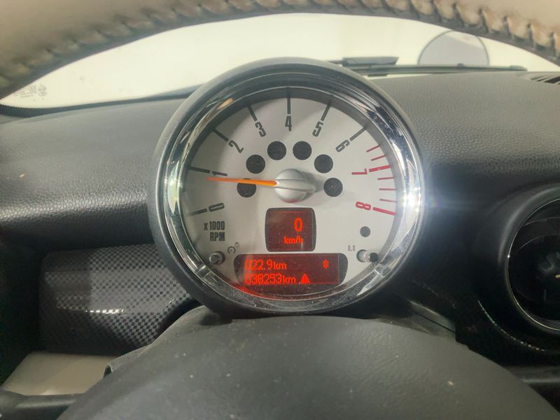 MINI Cabrio Cooper S — zdjęcie 13