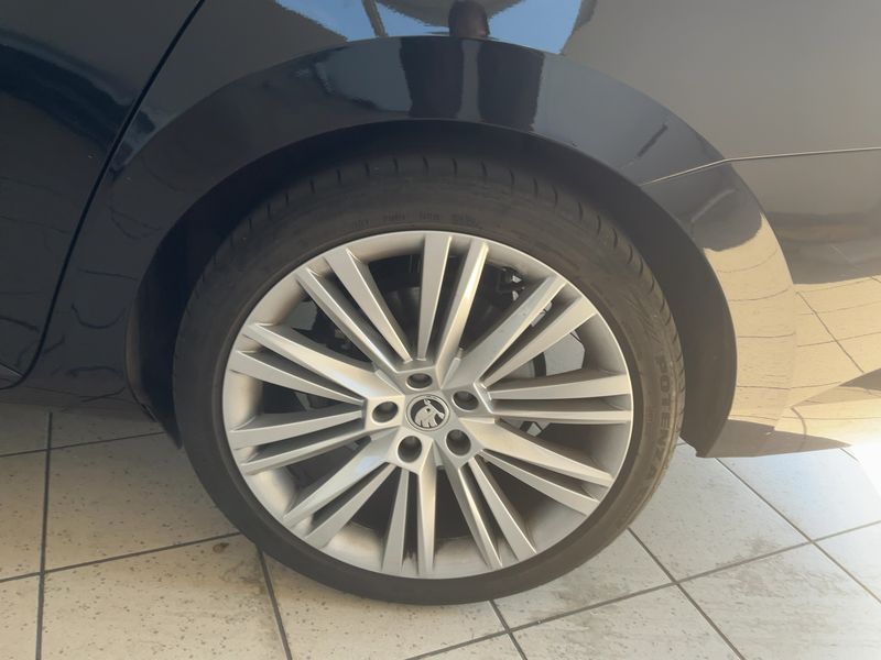 Skoda Superb 2.0 TDI Style 2022 – снимка 5