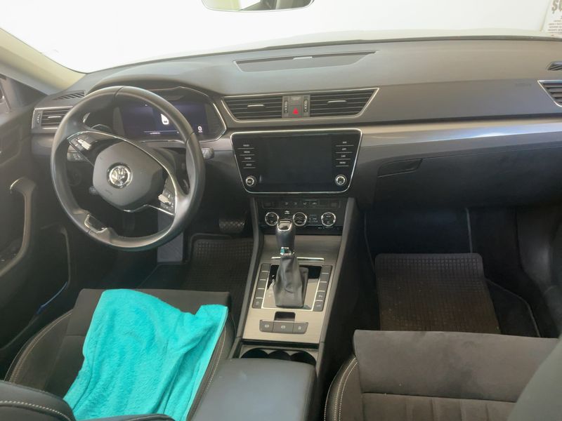 Skoda Superb 2.0 TDI Style — zdjęcie 12