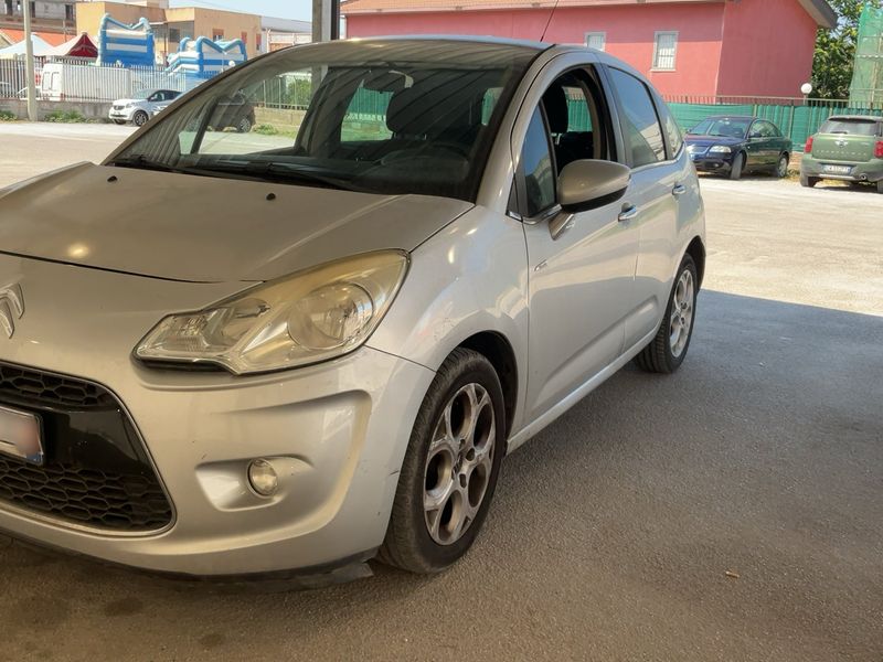 Citroen C3 1.4 HDi Exclusive 2011 – снимка 2