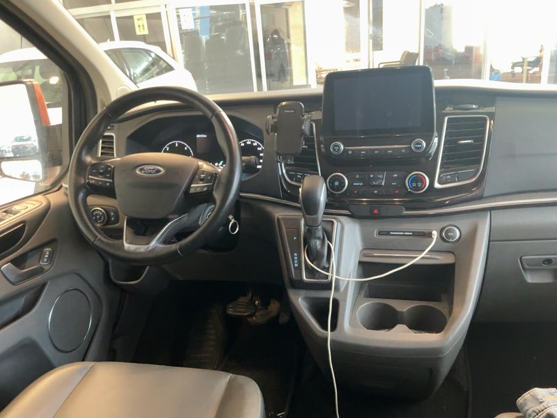 Ford Tourneo Custom 2.0 TDCi 320 L2 Tourneo Titanium — zdjęcie 12
