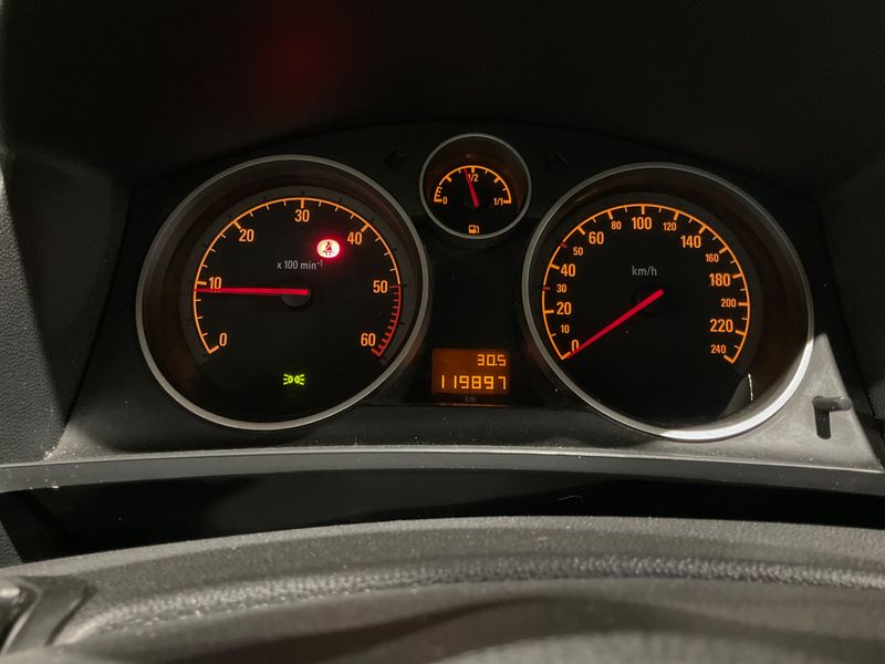 Opel Zafira 1.7 CDTI Cosmo — zdjęcie 4
